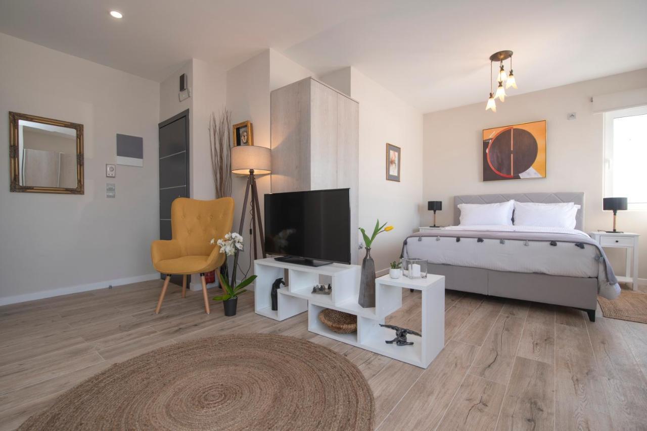 Chrysalis 2 Apartment Kos Town Luaran gambar